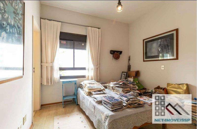 Apartamento à venda com 4 quartos, 242m² - Foto 31