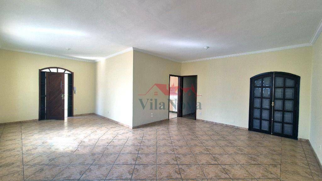Casa para alugar com 4 quartos, 300M2 - Foto 1