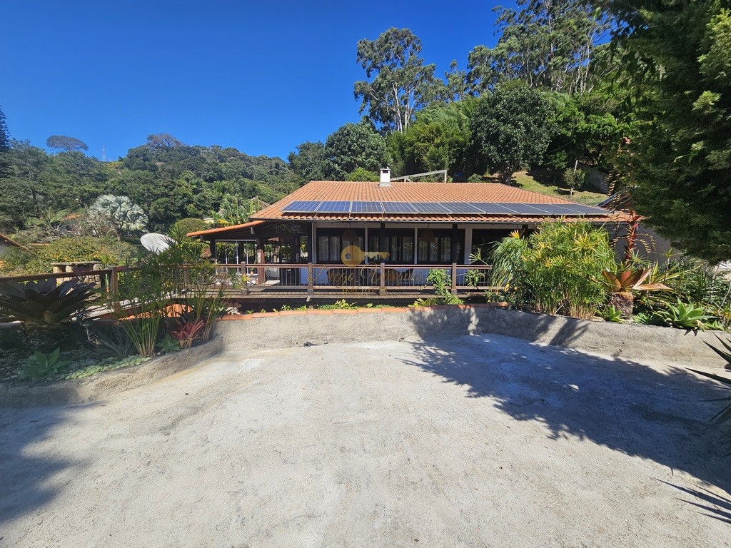 Casa à venda com 5 quartos, 271m² - Foto 11