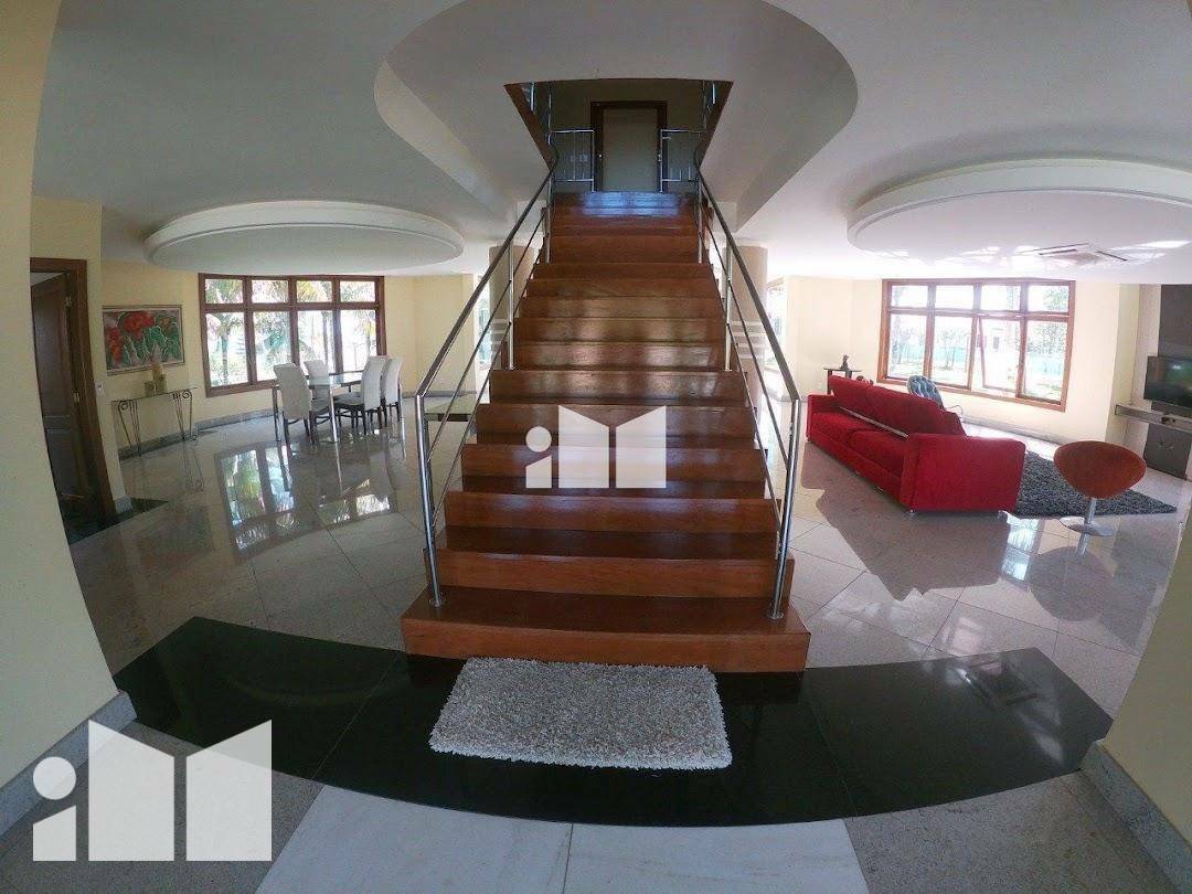 Casa de Condomínio à venda com 5 quartos, 696m² - Foto 4