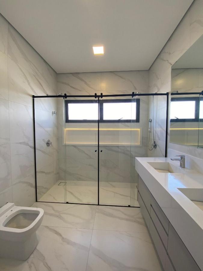 Casa à venda com 3 quartos, 200m² - Foto 28