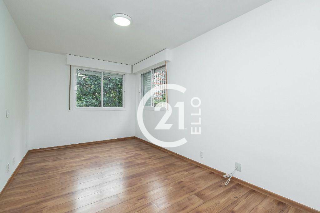 Apartamento para alugar com 3 quartos, 140m² - Foto 12