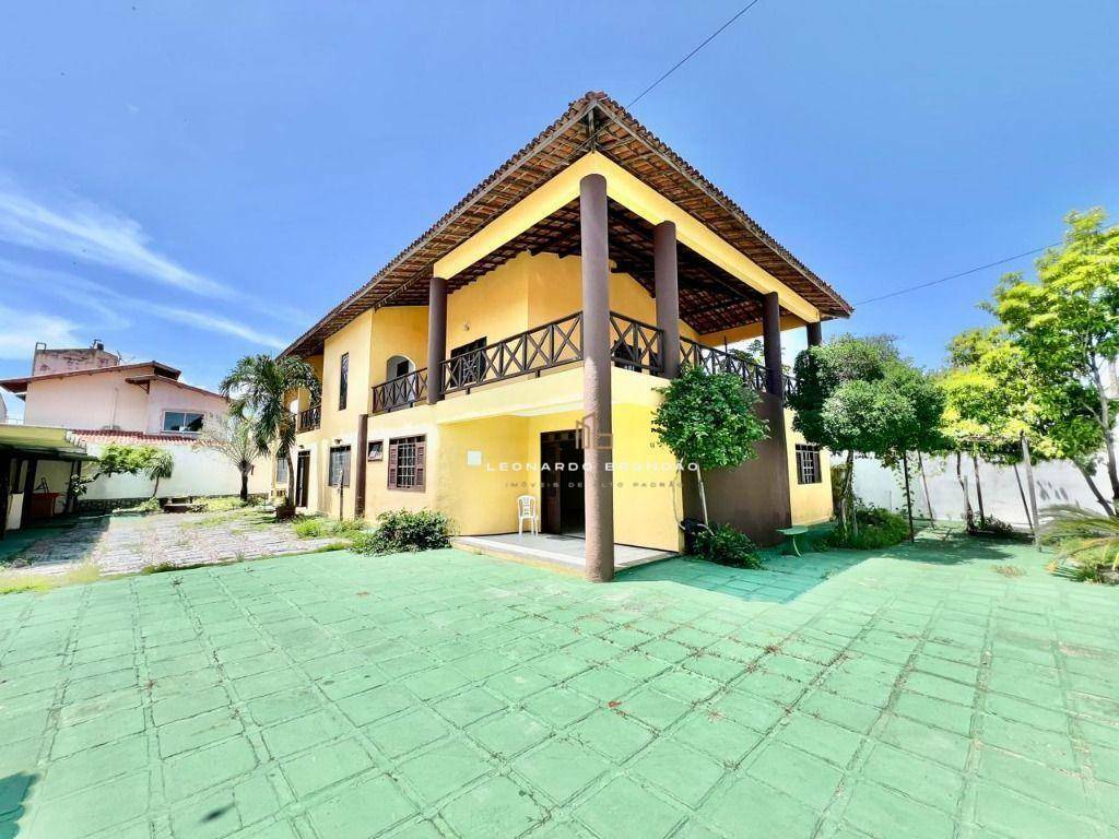 Casa à venda com 9 quartos, 521m² - Foto 3