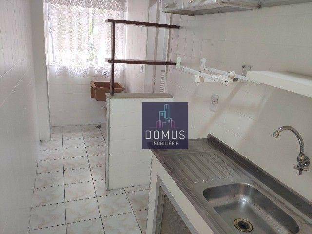 Apartamento à venda com 2 quartos, 70m² - Foto 6