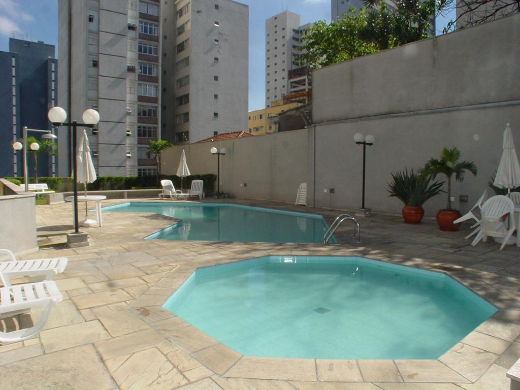 Apartamento à venda com 2 quartos, 64m² - Foto 9