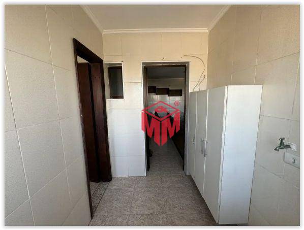 Apartamento à venda com 3 quartos, 144m² - Foto 10