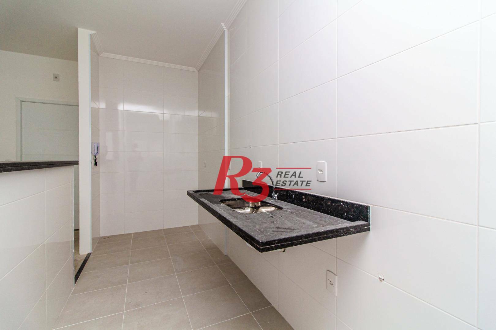 Apartamento à venda com 2 quartos, 64m² - Foto 7