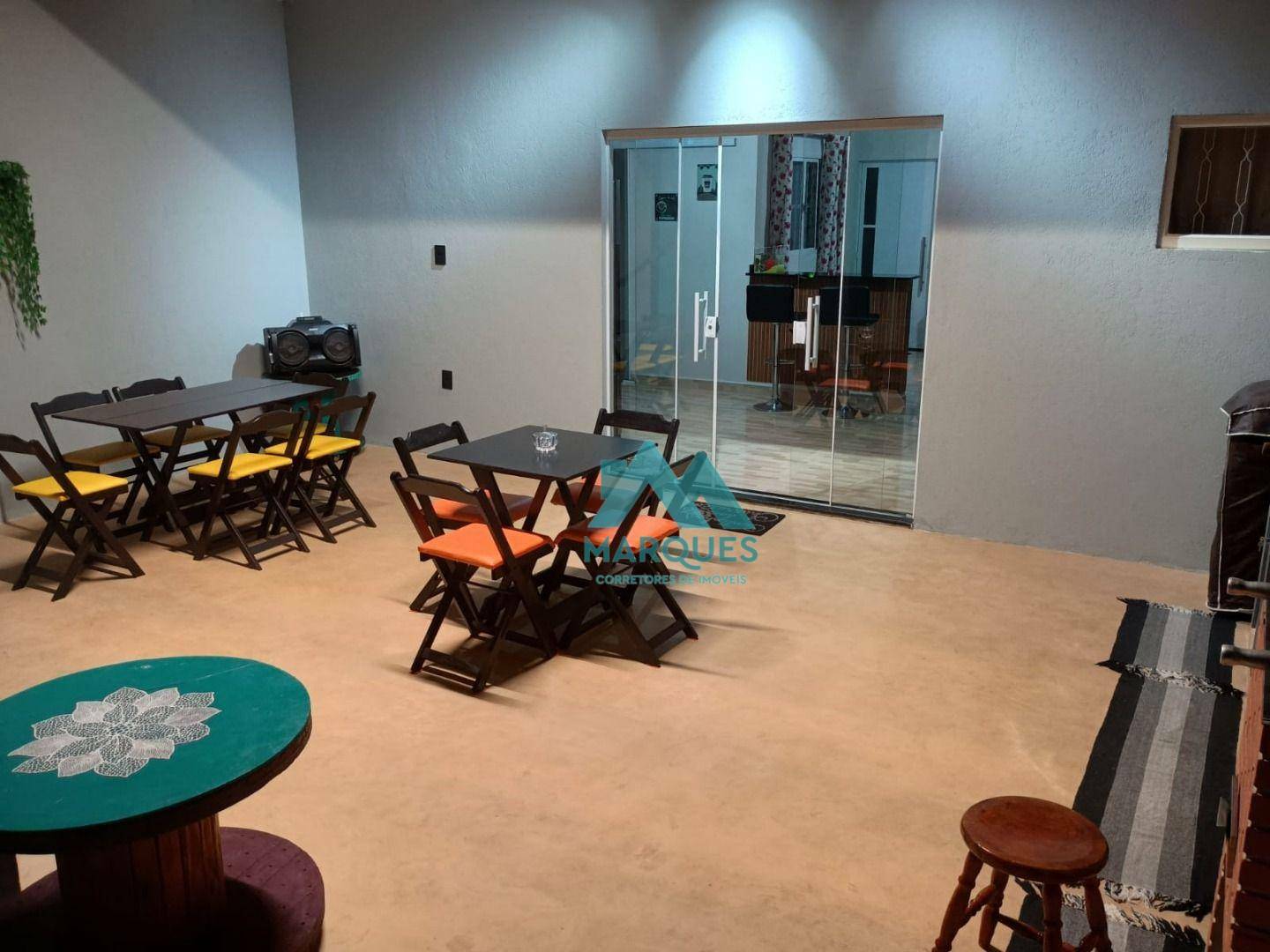 Sobrado à venda com 4 quartos, 211m² - Foto 4