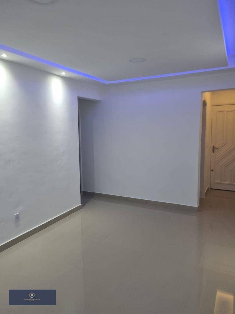 Apartamento à venda com 2 quartos, 50m² - Foto 12