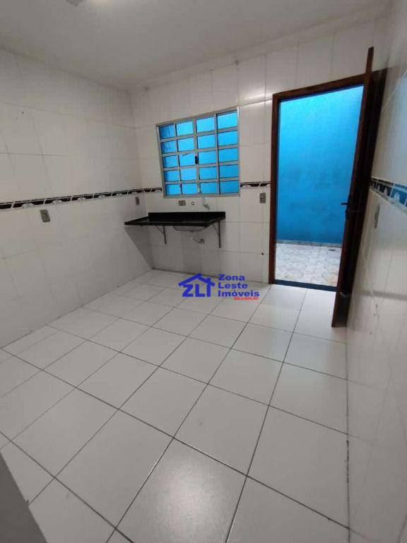 Sobrado para alugar com 3 quartos, 100m² - Foto 4