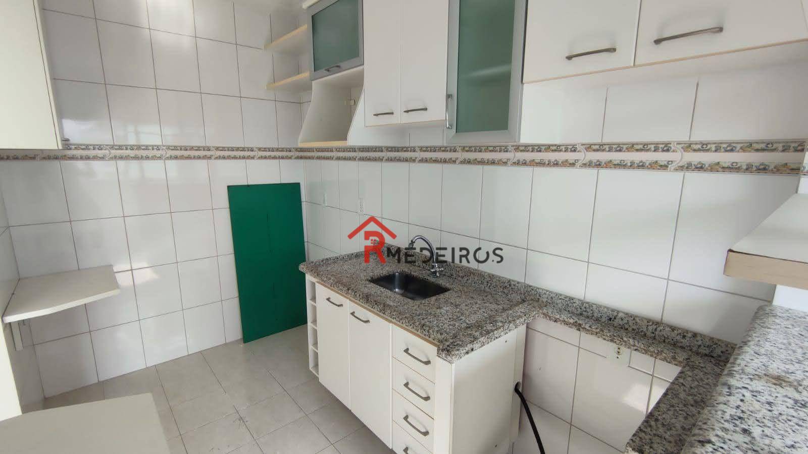 Apartamento à venda com 2 quartos, 75m² - Foto 10