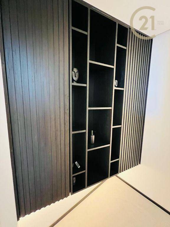 Apartamento à venda com 3 quartos, 241m² - Foto 42