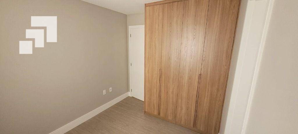 Apartamento à venda e aluguel com 3 quartos, 157m² - Foto 25