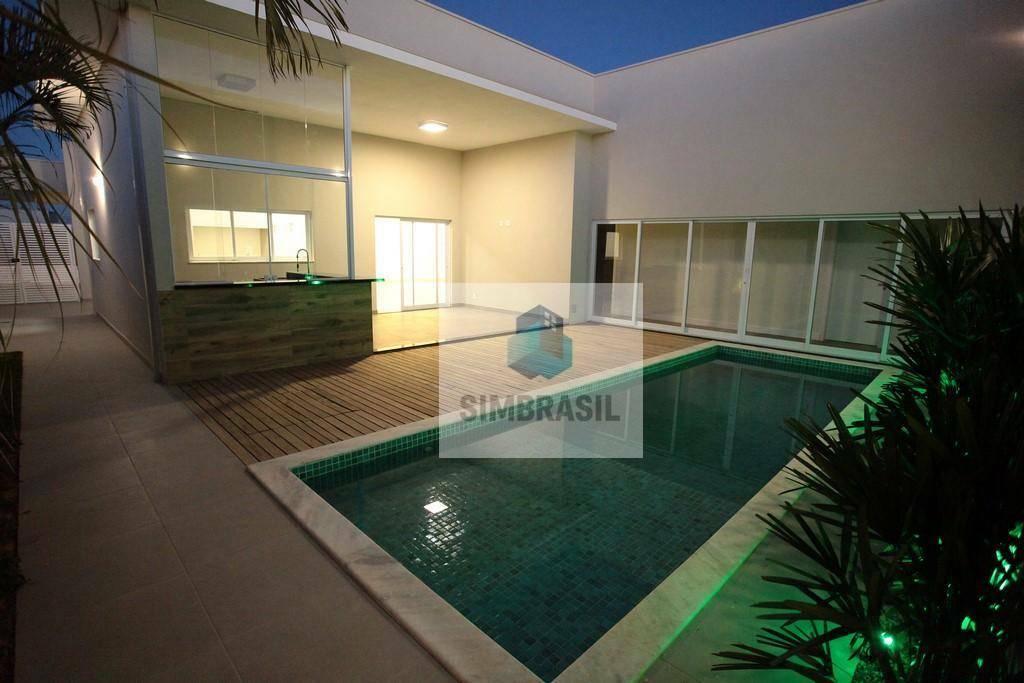 Casa à venda com 4 quartos, 350m² - Foto 19