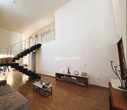 Casa de Condomínio à venda com 4 quartos, 289m² - Foto 4