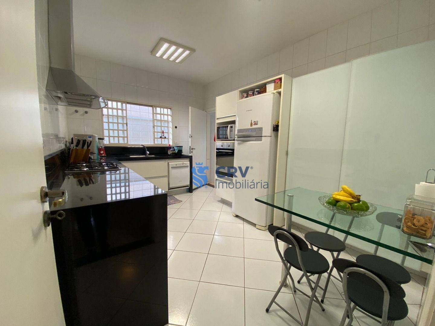 Casa de Condomínio à venda com 3 quartos, 230m² - Foto 10