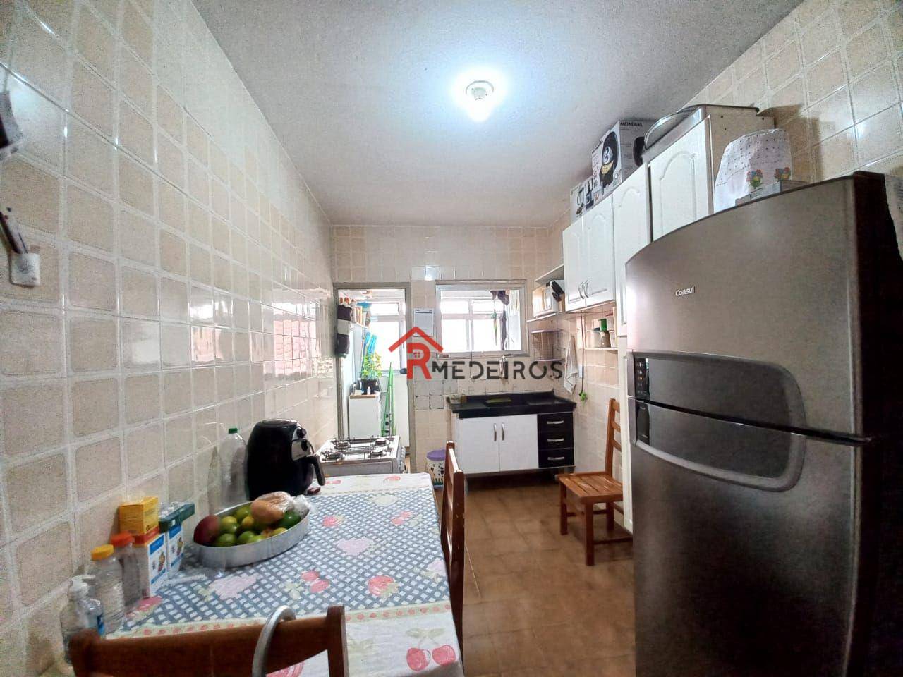 Apartamento à venda com 2 quartos, 84m² - Foto 4