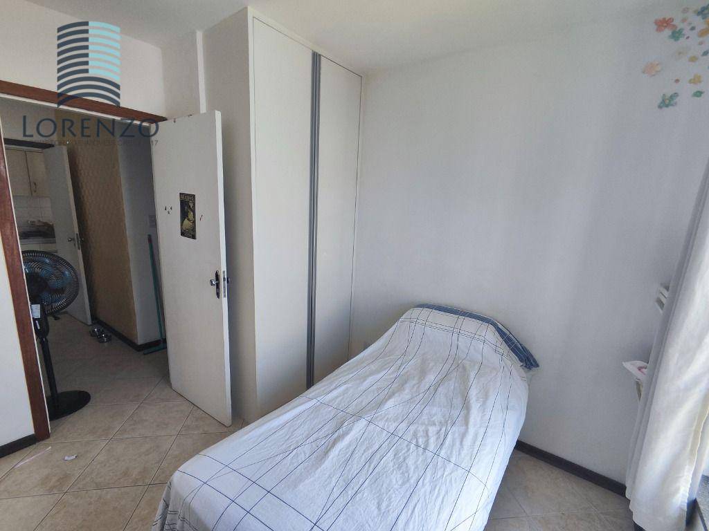 Apartamento para alugar com 3 quartos, 88m² - Foto 13