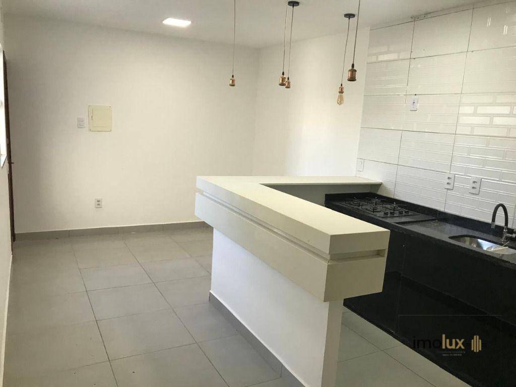 Casa à venda com 3 quartos, 154m² - Foto 13