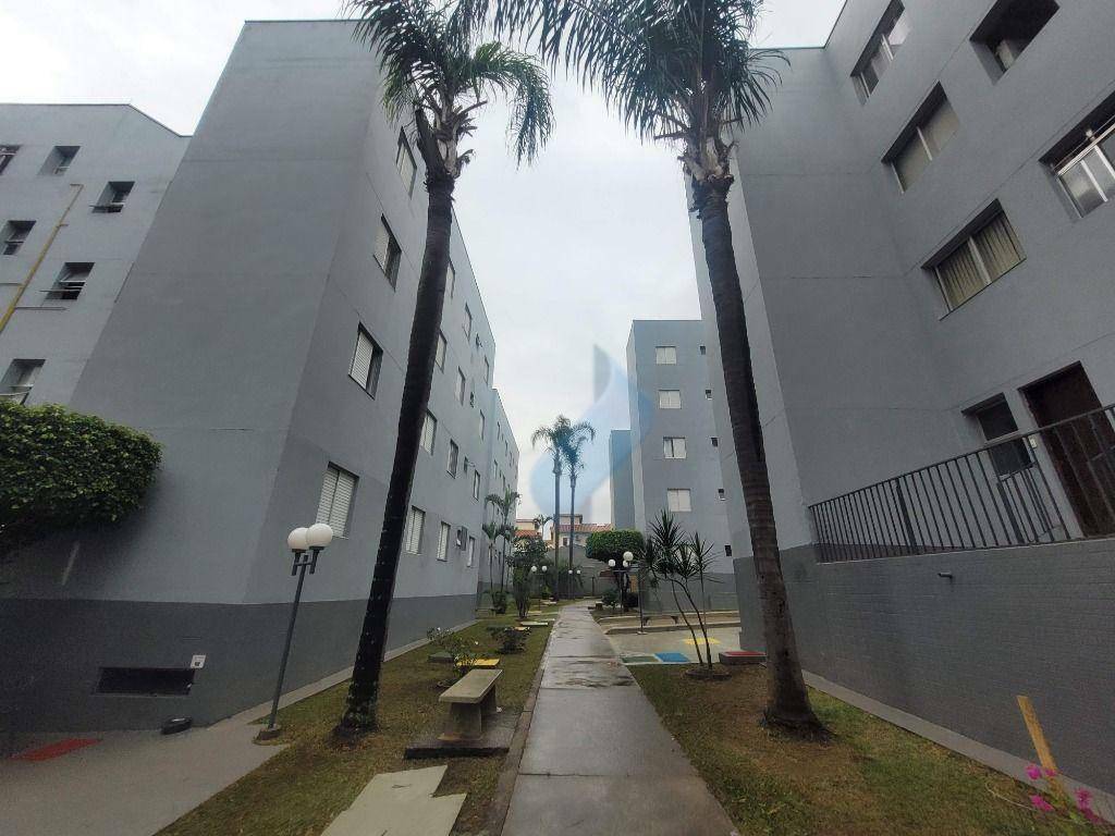 Apartamento para alugar com 2 quartos, 55m² - Foto 2