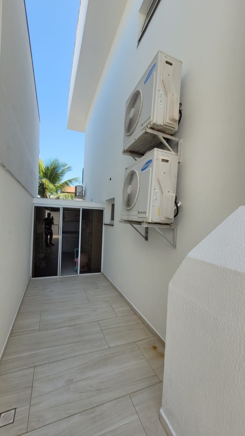 Casa à venda com 4 quartos, 300m² - Foto 20