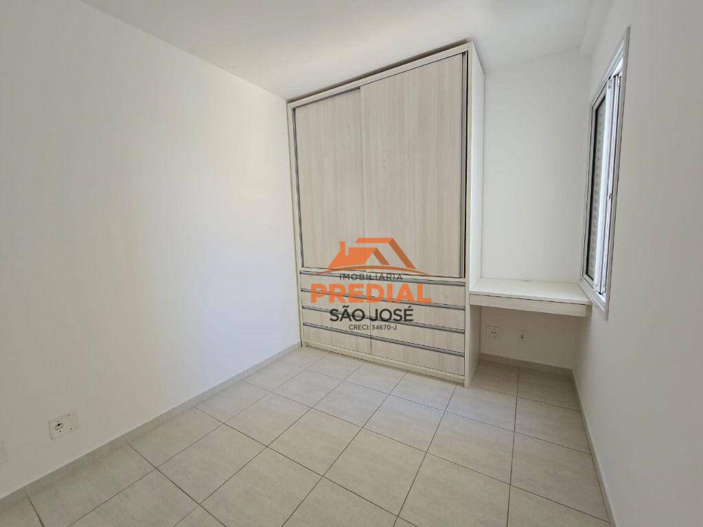 Apartamento para alugar com 2 quartos, 82m² - Foto 10