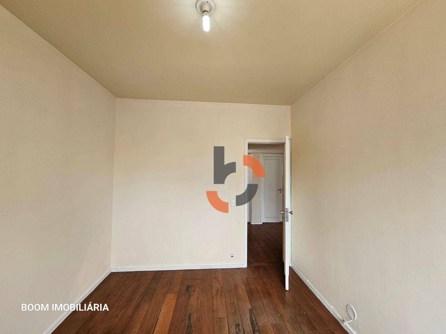 Apartamento à venda com 3 quartos, 93m² - Foto 11