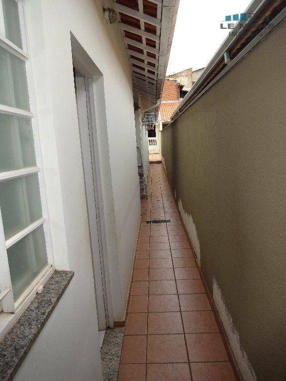 Casa à venda com 3 quartos, 169m² - Foto 23