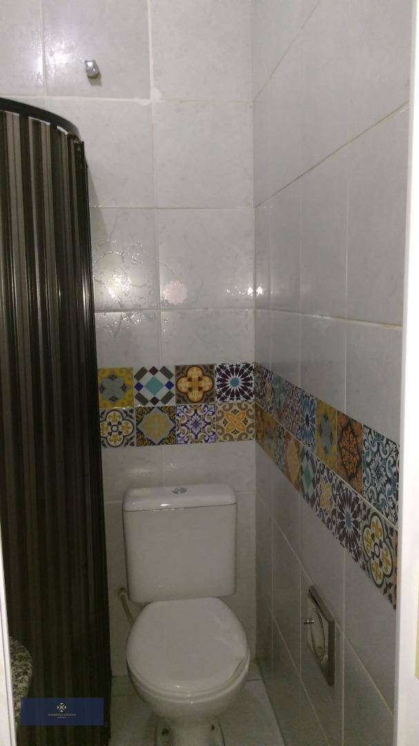 Apartamento para alugar com 2 quartos, 70m² - Foto 9