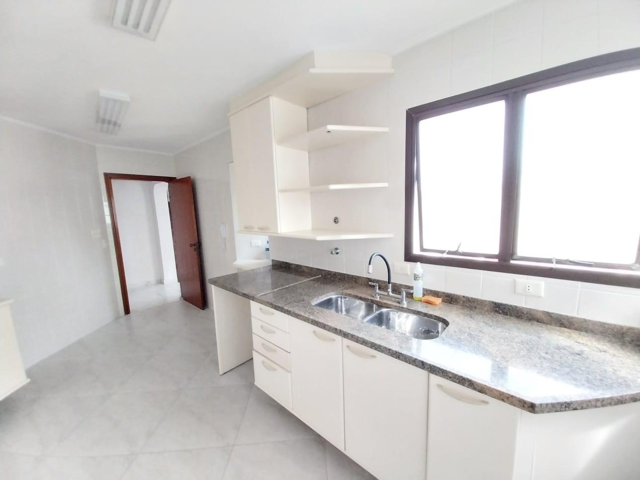 Apartamento à venda com 4 quartos, 274m² - Foto 3