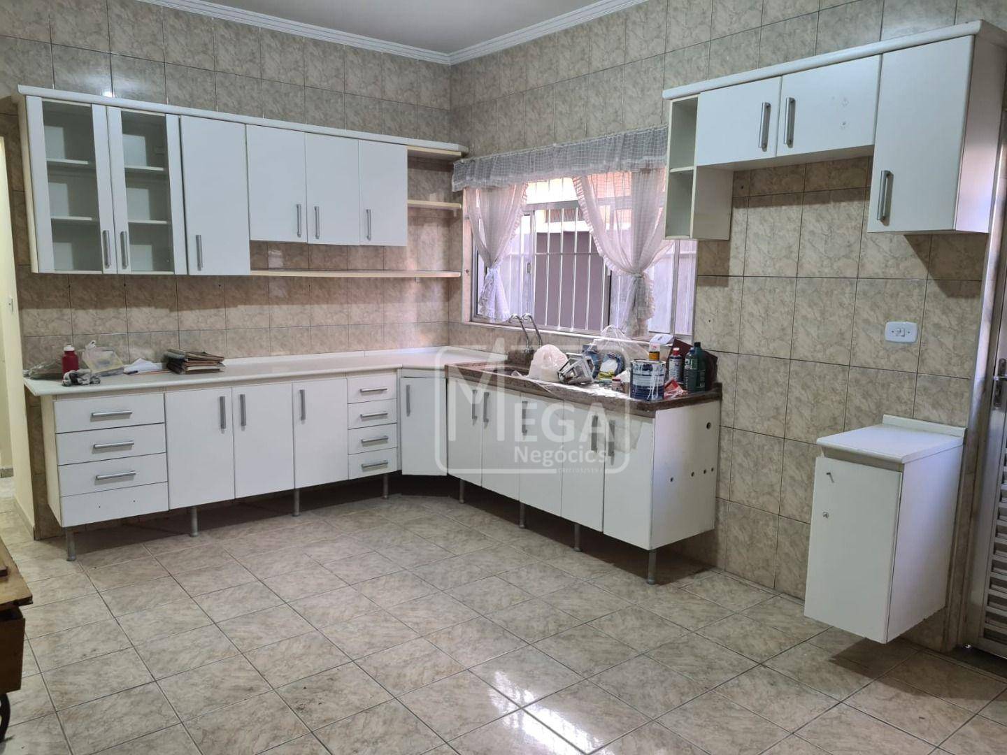 Casa, 3 quartos, 179 m² - Foto 3