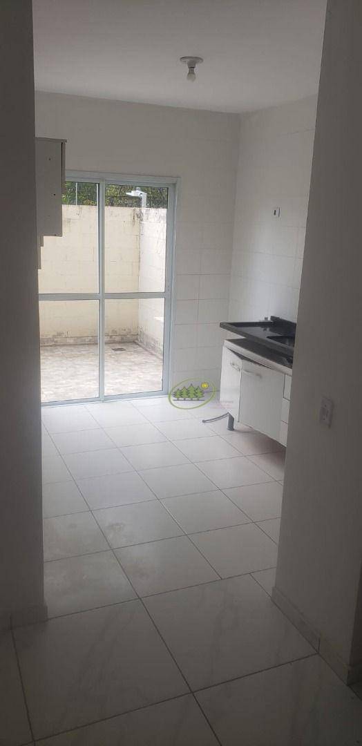 Sobrado à venda com 2 quartos, 68m² - Foto 12