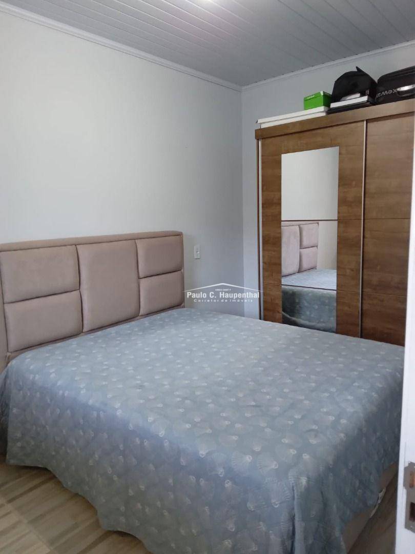 Casa à venda com 2 quartos, 90m² - Foto 9