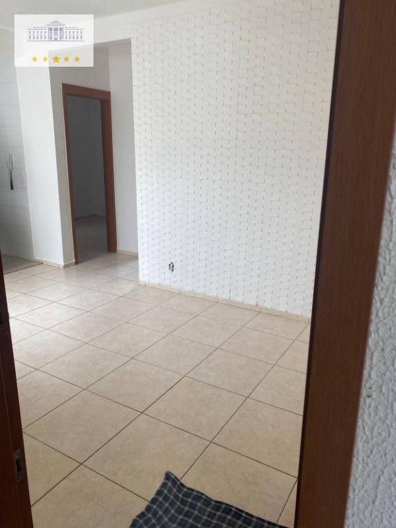 Apartamento à venda com 2 quartos, 44m² - Foto 8