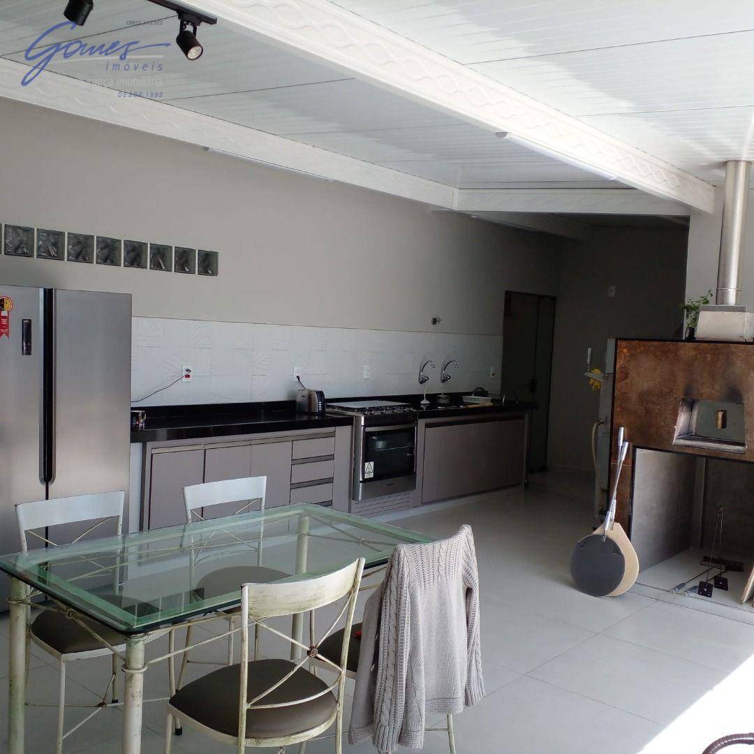 Casa à venda com 3 quartos, 160m² - Foto 18