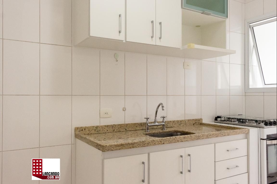 Apartamento à venda com 2 quartos, 70m² - Foto 7