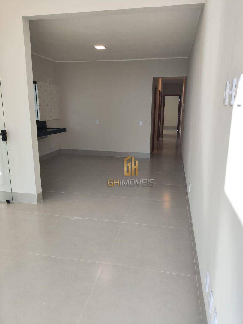 Casa à venda com 3 quartos, 110m² - Foto 7