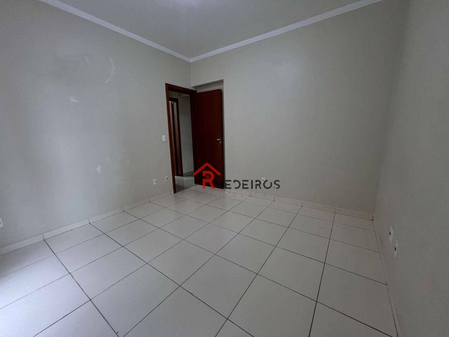 Apartamento para alugar com 4 quartos, 154m² - Foto 17