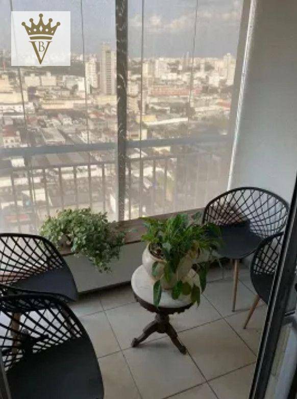 Apartamento à venda com 2 quartos, 68m² - Foto 4