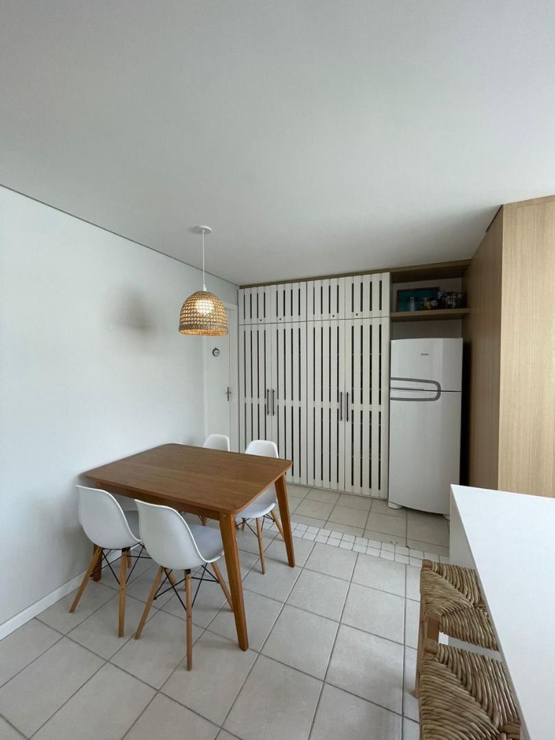 Apartamento à venda com 2 quartos, 85m² - Foto 3