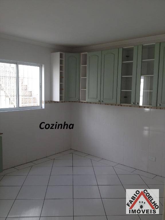 Sobrado à venda com 3 quartos, 246m² - Foto 2