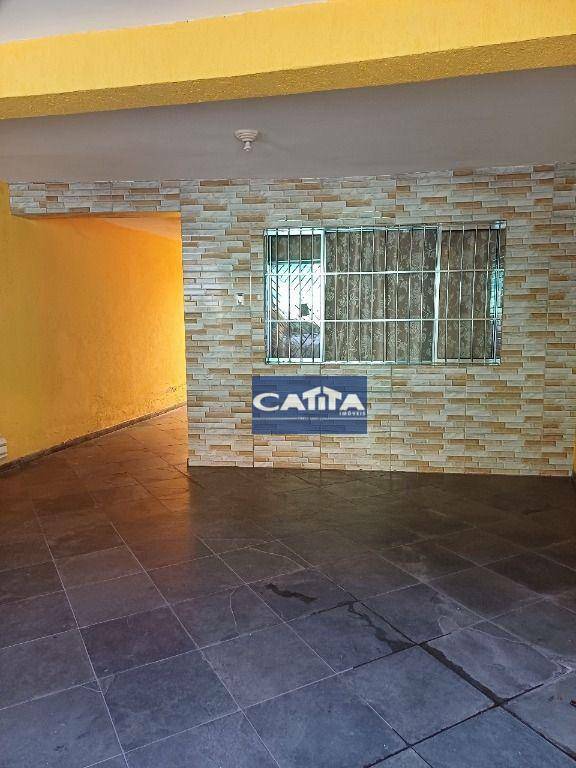 Sobrado à venda com 3 quartos, 180m² - Foto 2