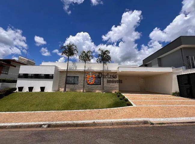 Casa de Condomínio à venda com 4 quartos, 344m² - Foto 1