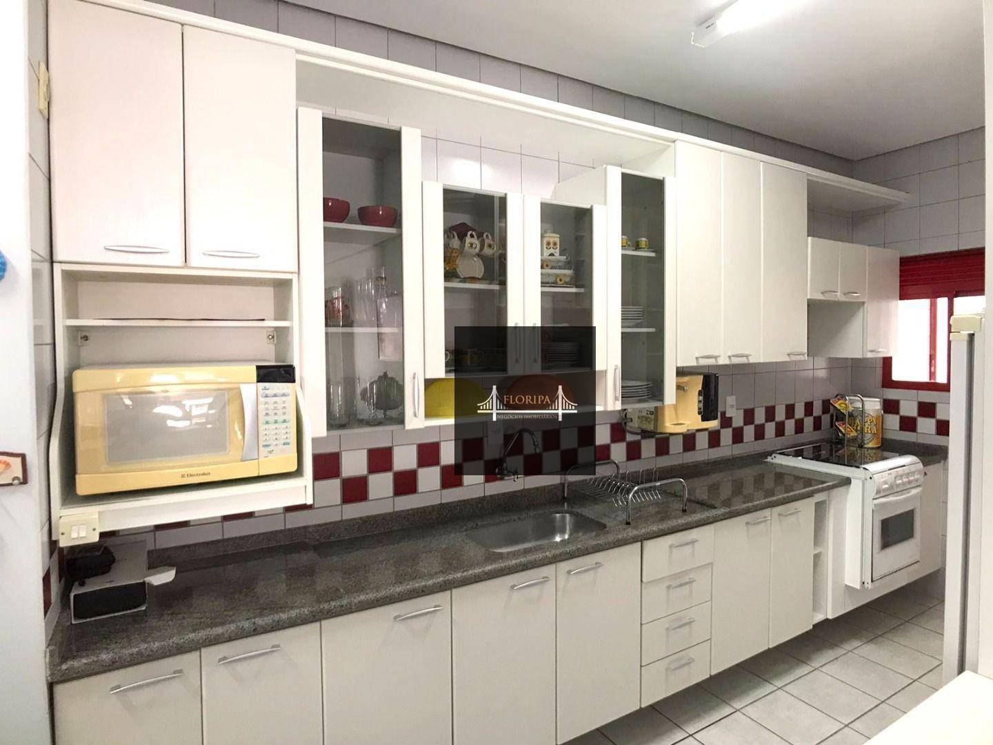 Apartamento à venda com 3 quartos, 97m² - Foto 4