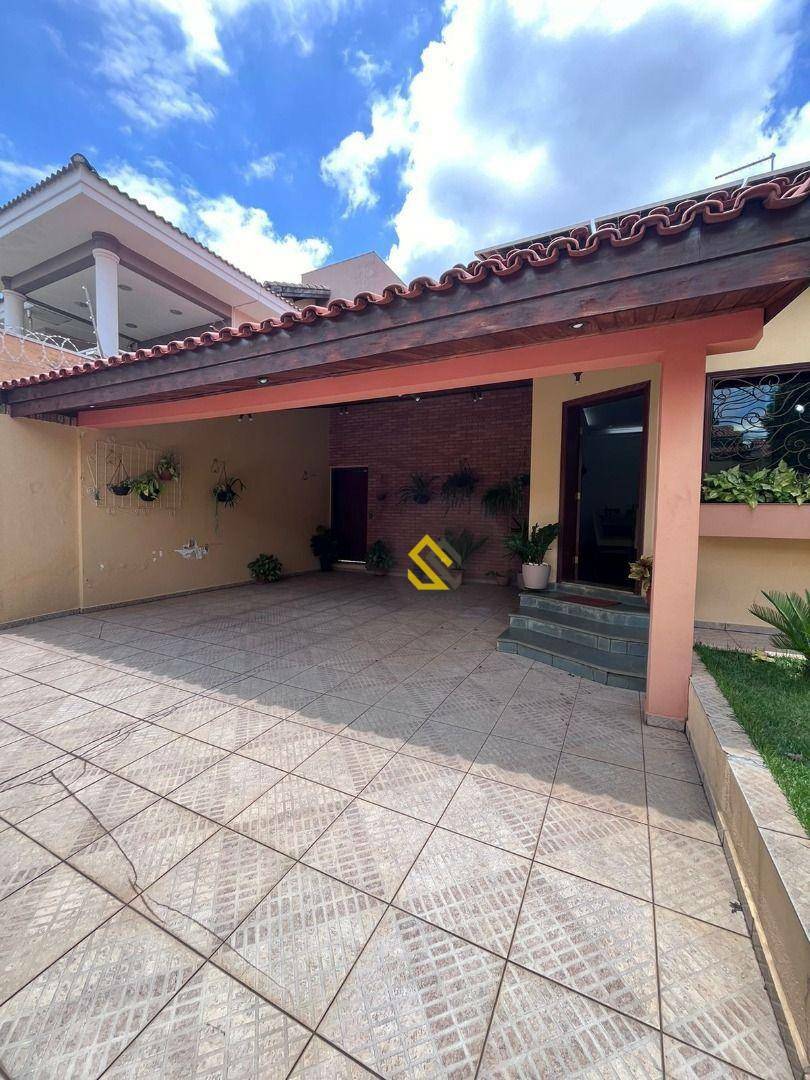 Casa à venda com 3 quartos, 200m² - Foto 36