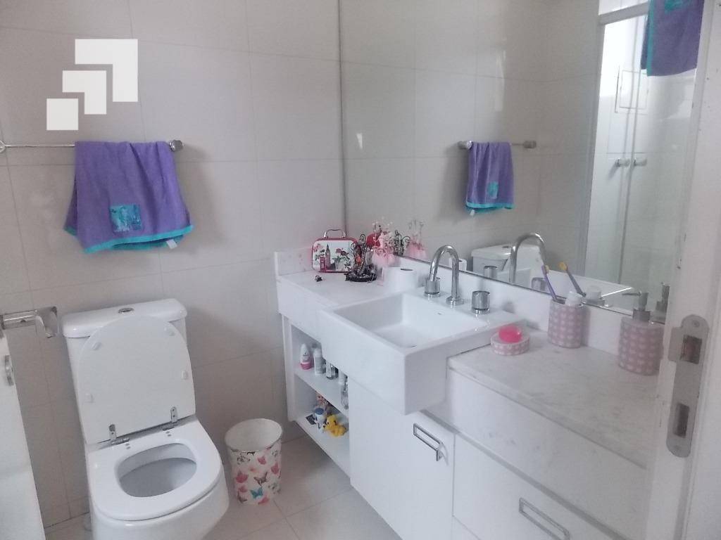 Apartamento à venda com 3 quartos, 187m² - Foto 14