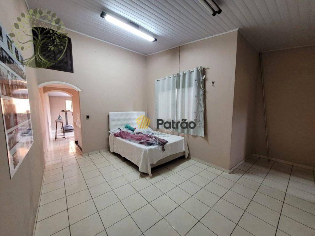 Sobrado, 5 quartos, 256 m² - Foto 18