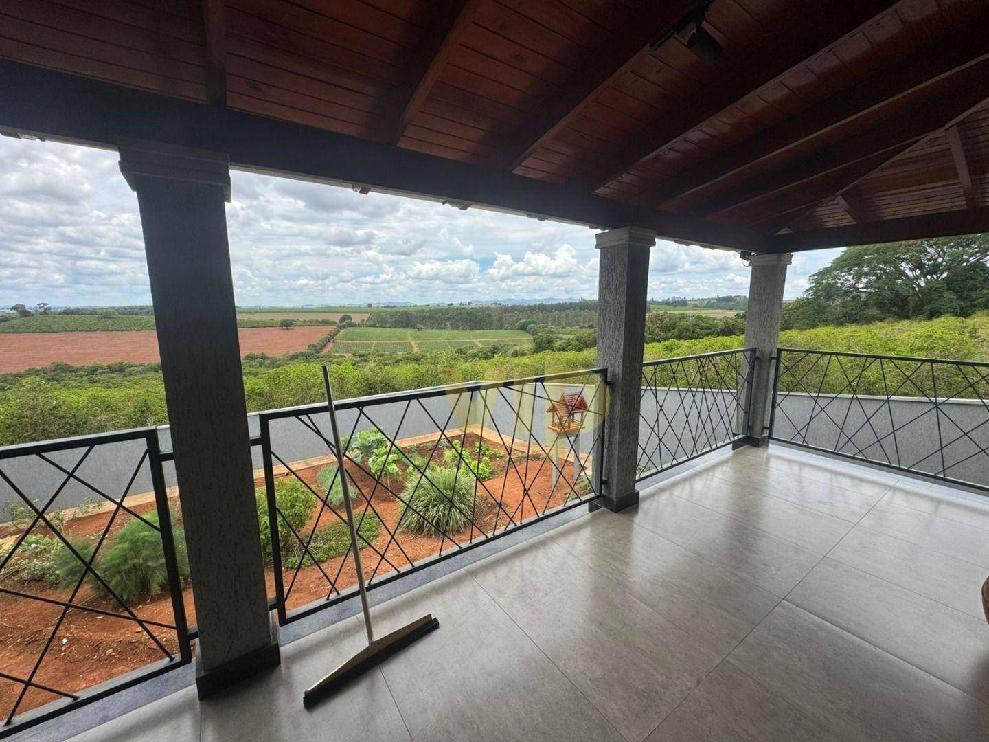 Casa à venda com 3 quartos, 250m² - Foto 25