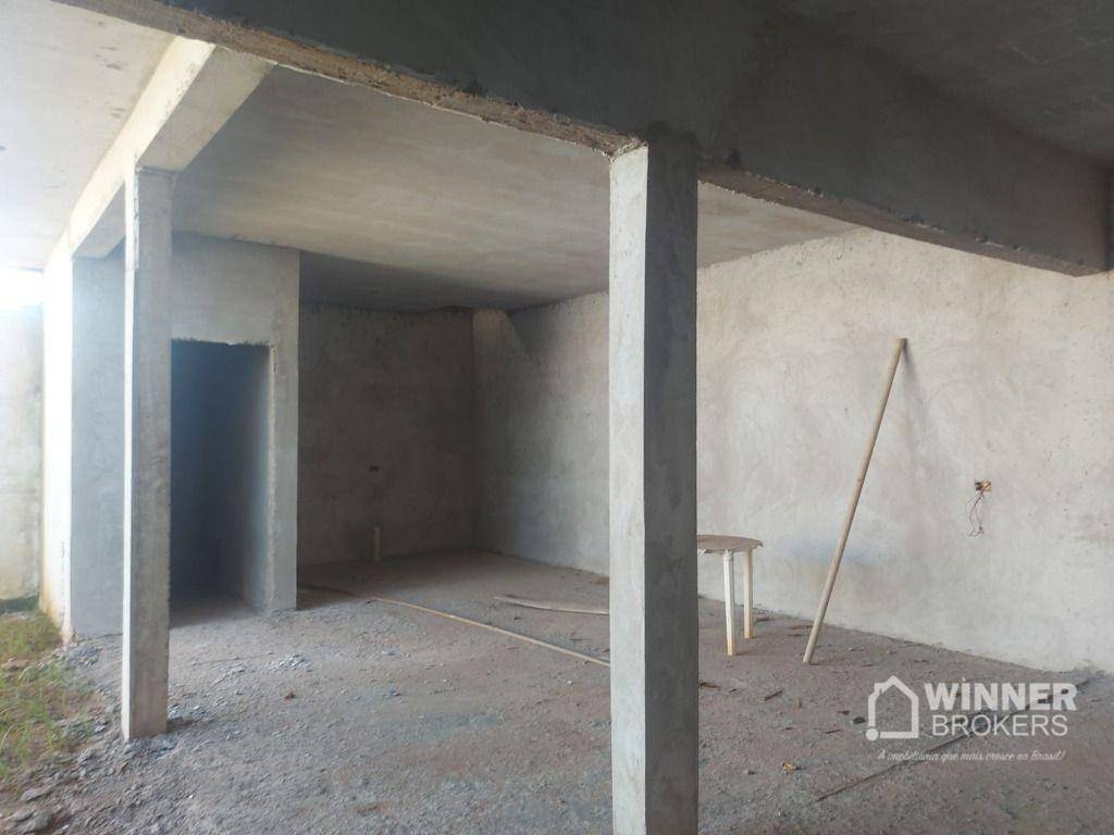 Casa à venda com 4 quartos, 209m² - Foto 15