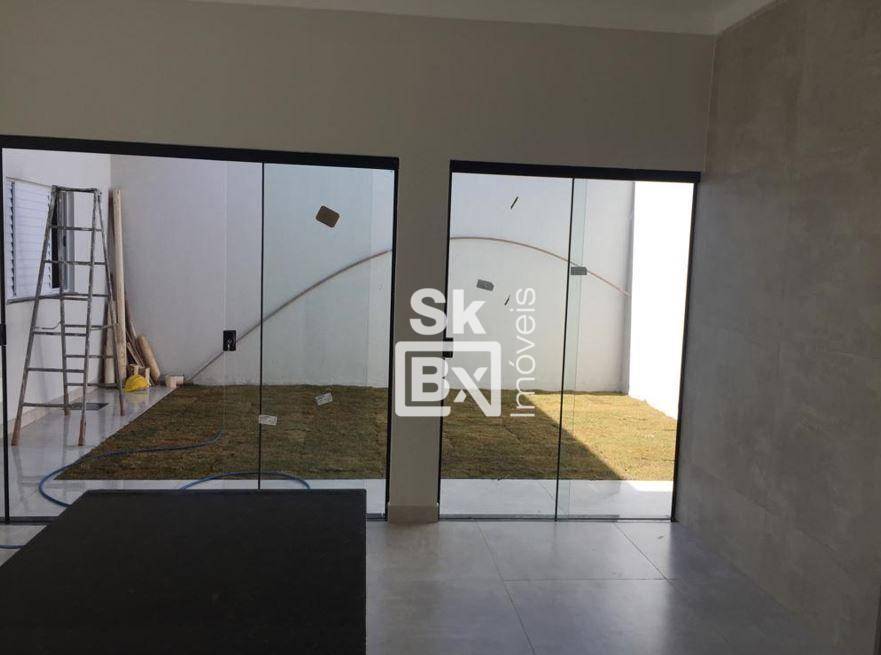 Casa à venda com 3 quartos, 200m² - Foto 10